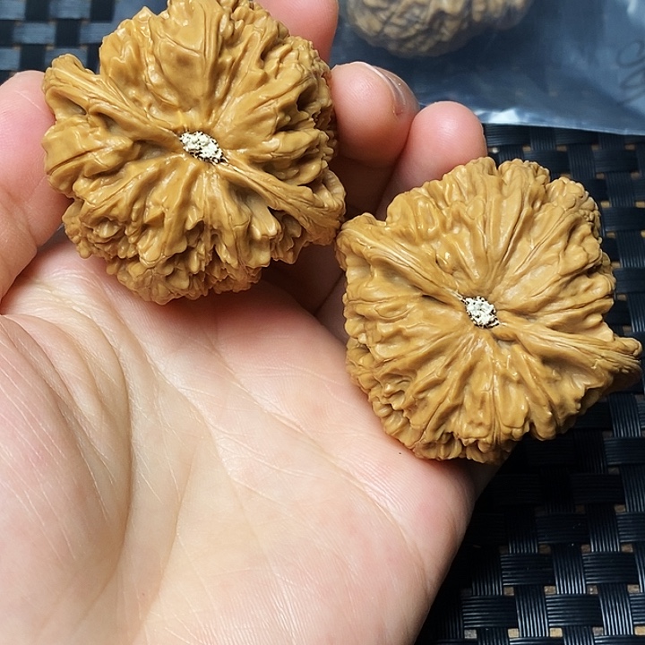 吊坠文玩核桃粗筋