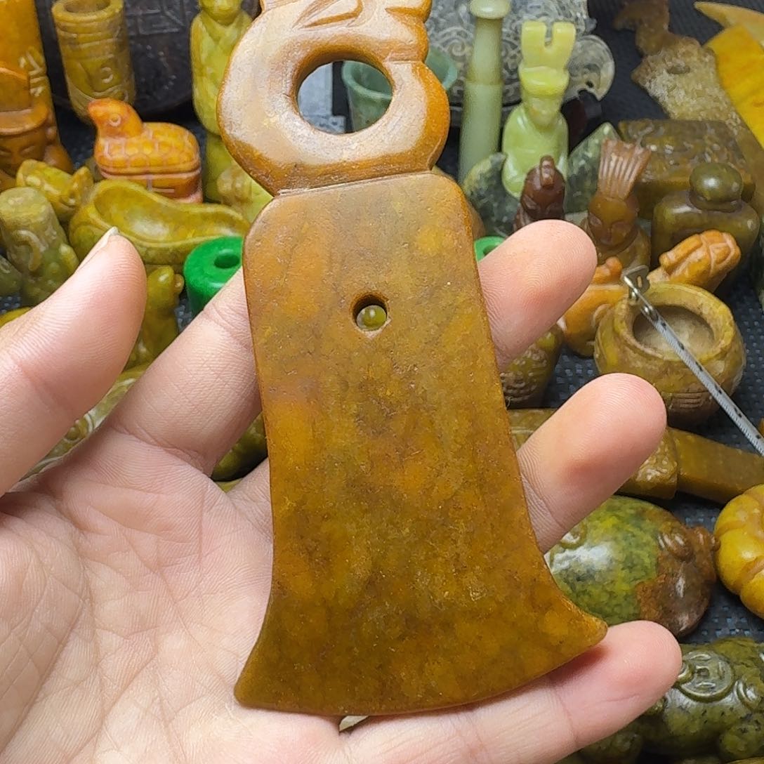 白玉菩提吊坠。。。