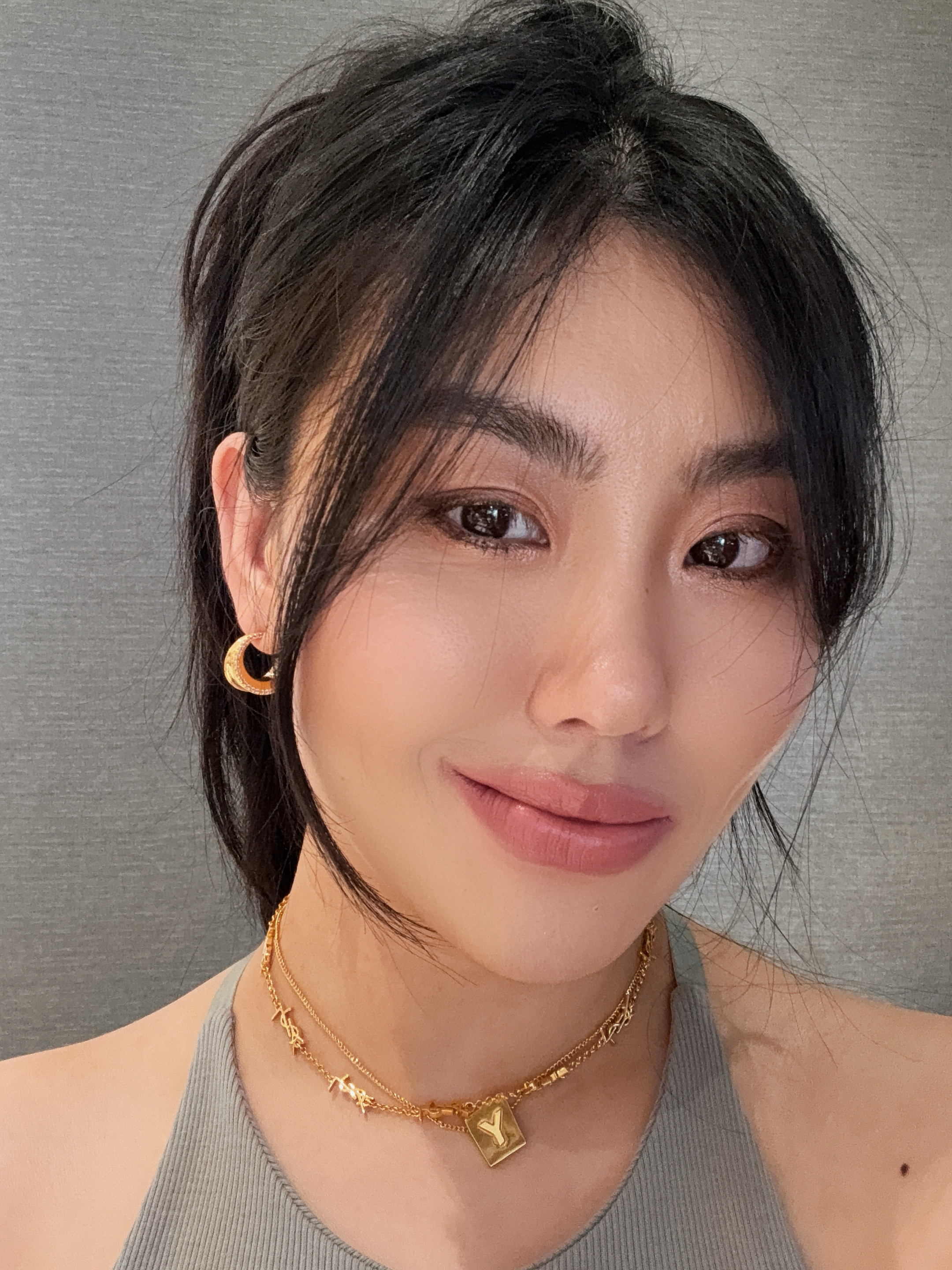 铜合金耳饰 气质金色圆圈ins耳环轻奢小众感高级耳圈素圈耳钉耳扣