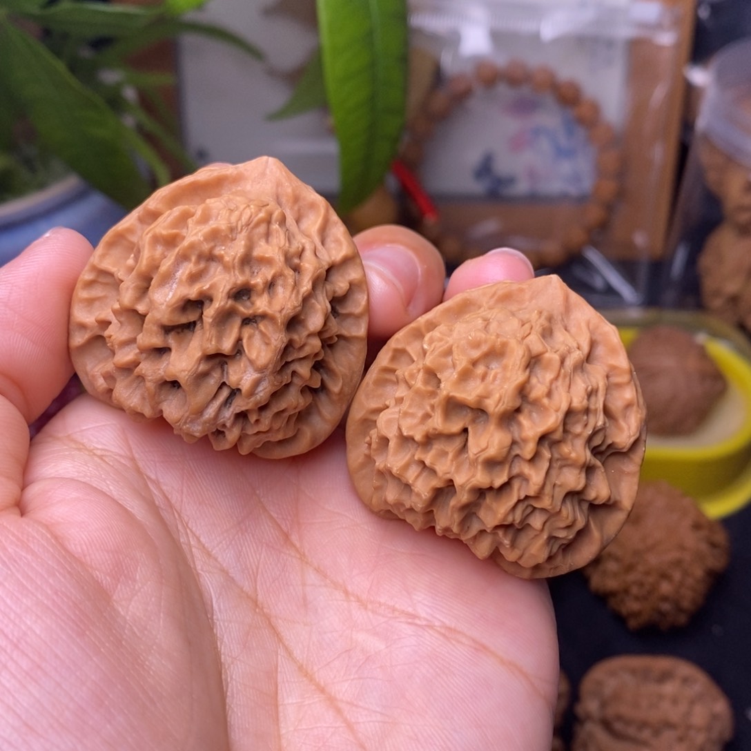 文玩核桃把件39-玄月