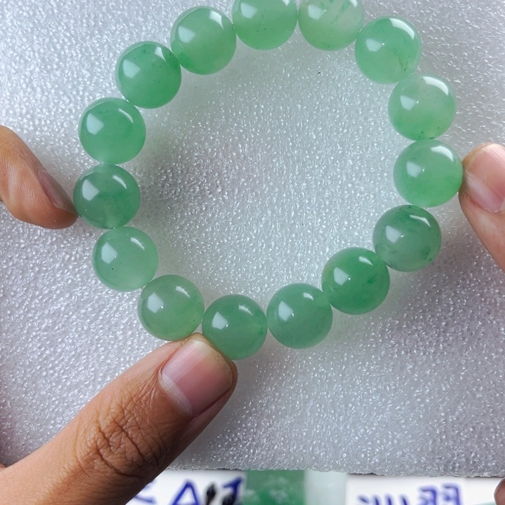 石英质玉手串未镶嵌