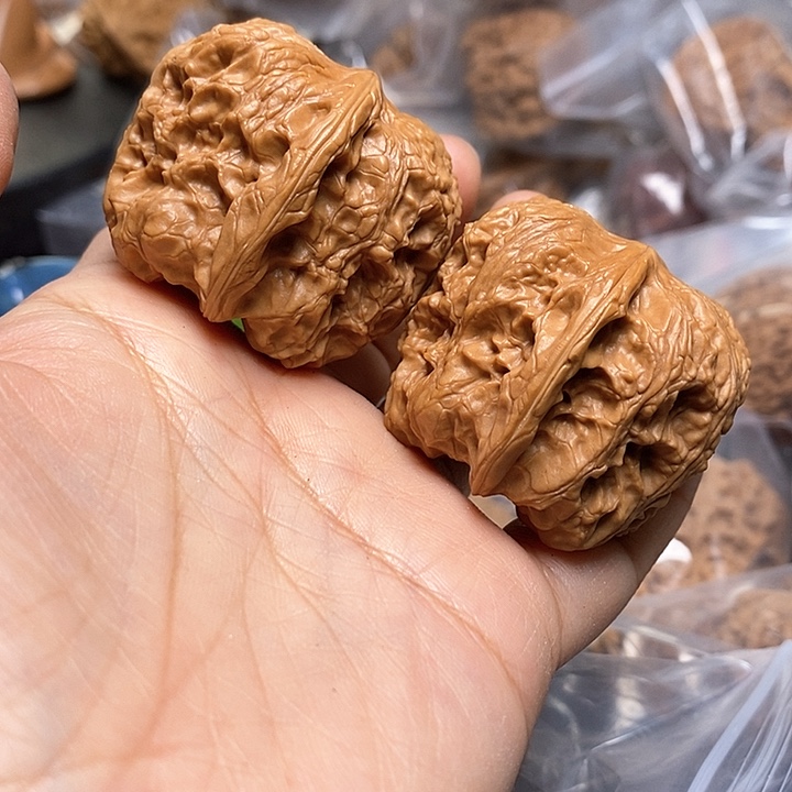 把件文玩核桃麒麟子