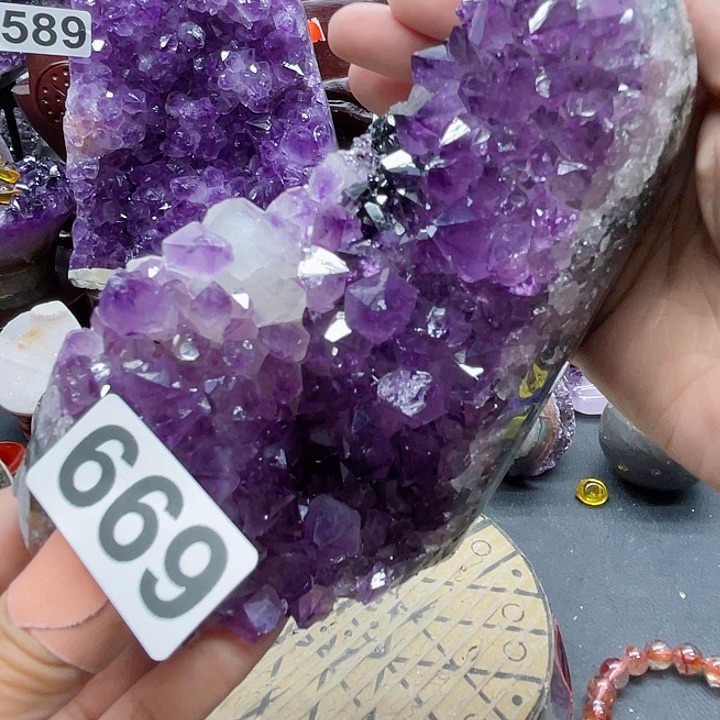 水晶大型摆件（非配饰）未镶嵌