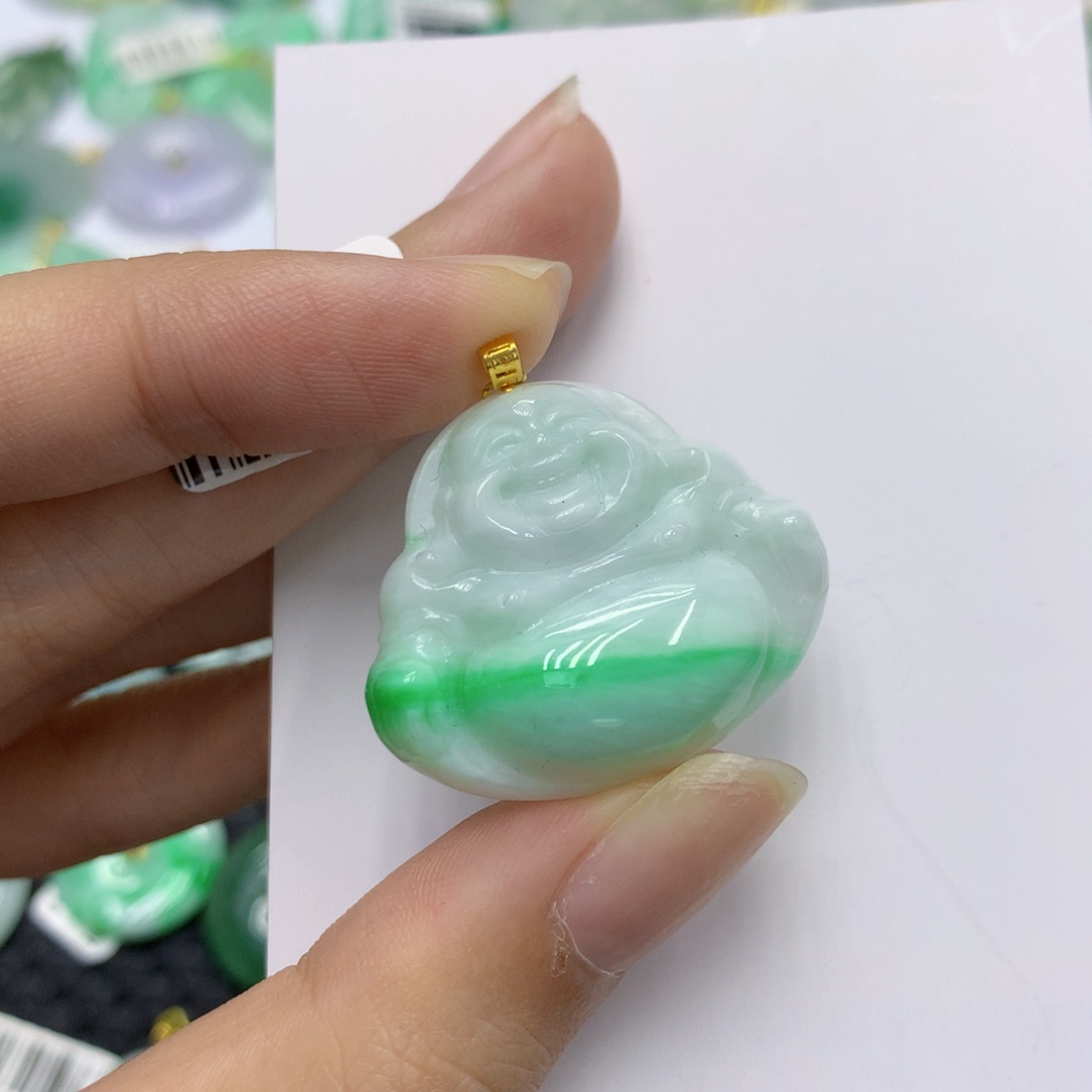 翡翠18K金镶嵌颈饰