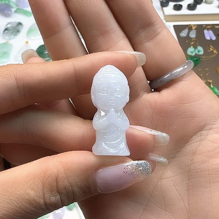 翡翠颈饰未镶嵌宝宝佛