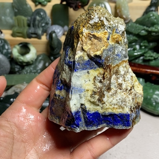 【闪购商品】青金石原石未镶嵌