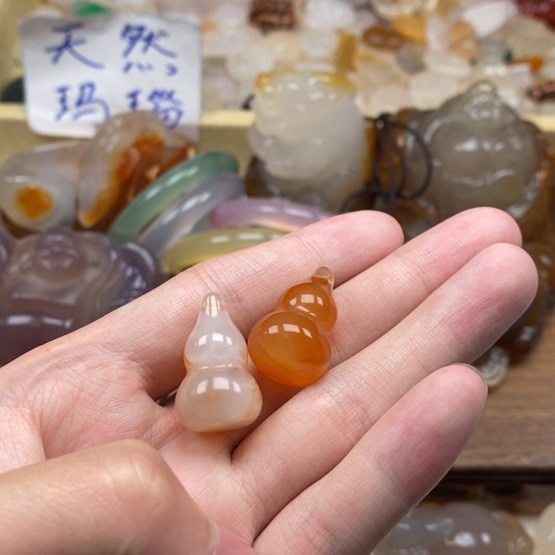 玛瑙/玉髓未镶嵌颈饰