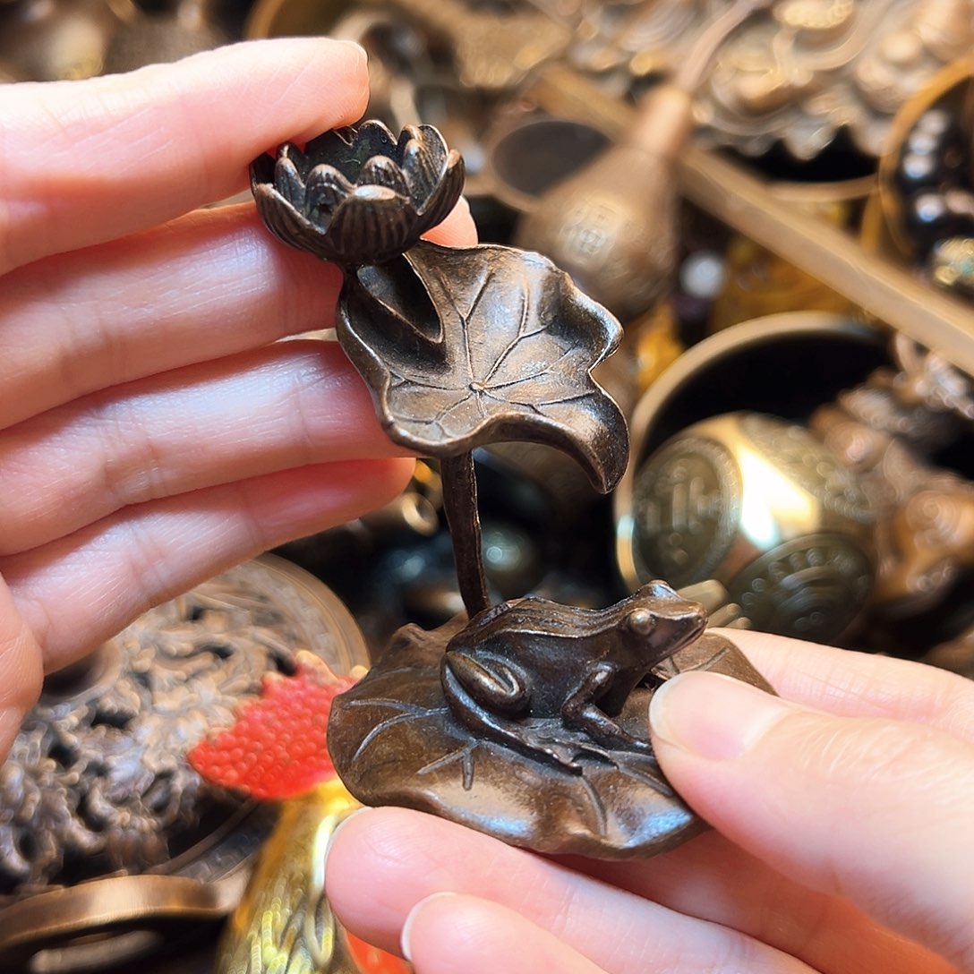 精美铜器工艺品等