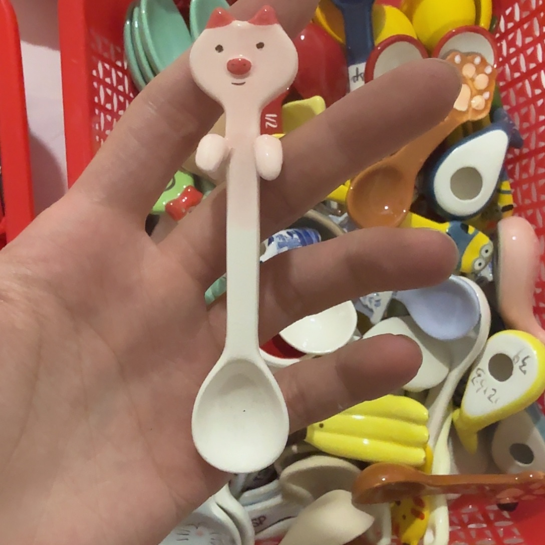 陶其他小猪勺子。。。。