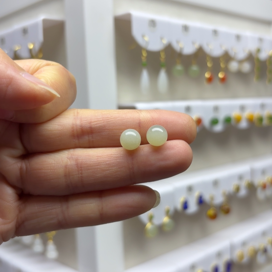 和田玉银S925镶嵌耳饰8mm