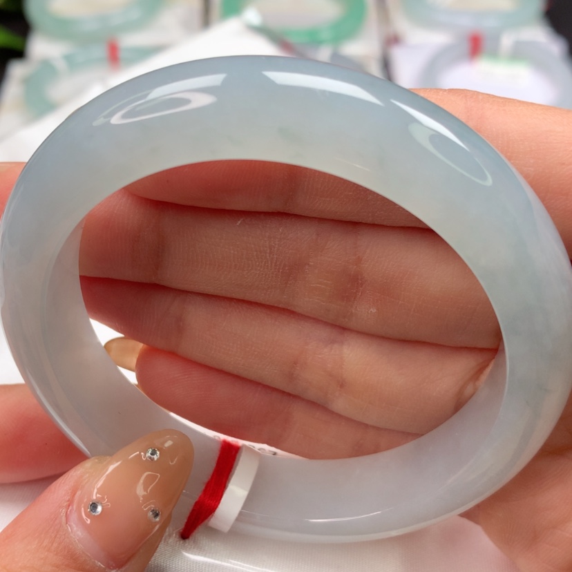 【闪购商品】翡翠手镯未镶嵌天然翡翠手镯