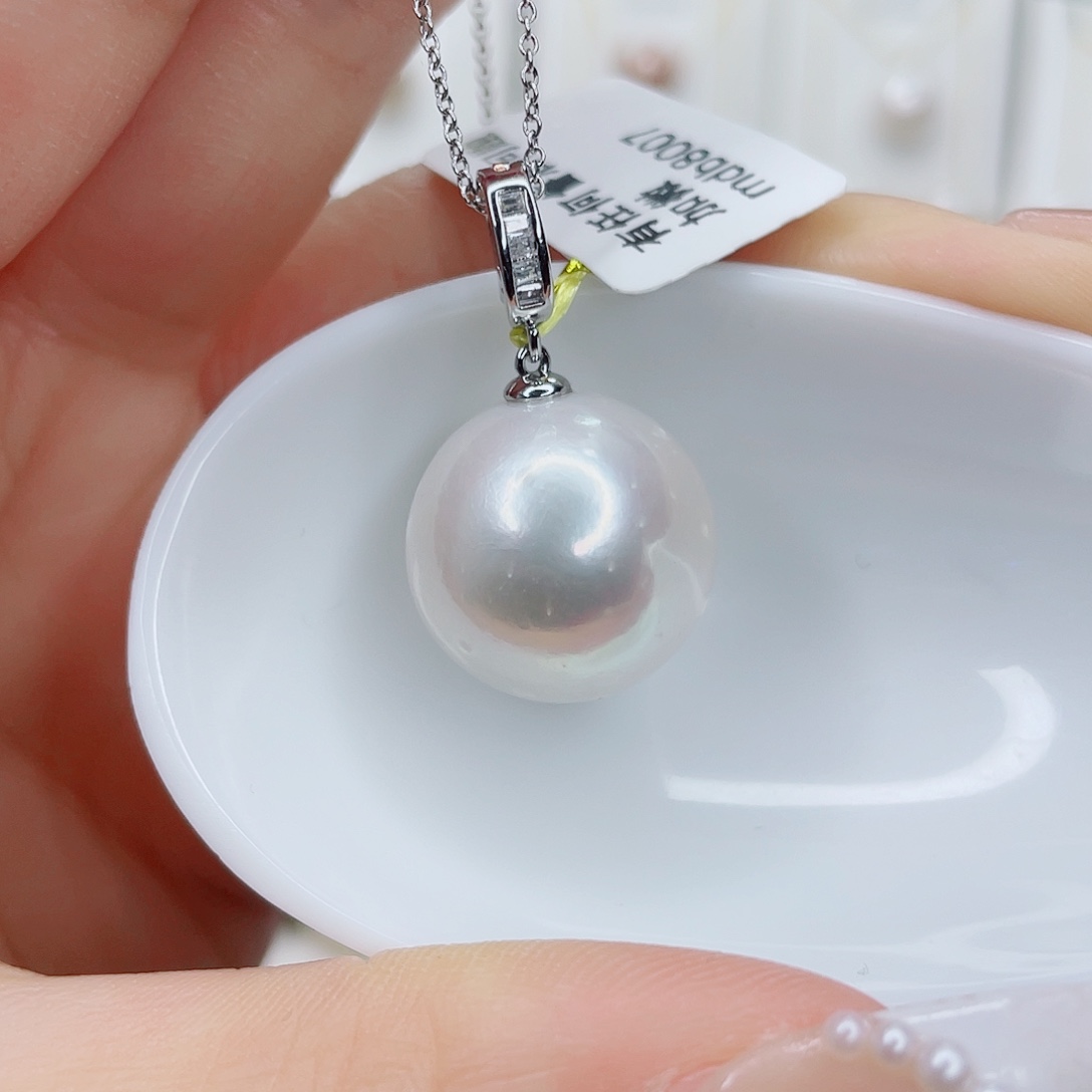 淡水珍珠吊坠(赠链)未镶嵌