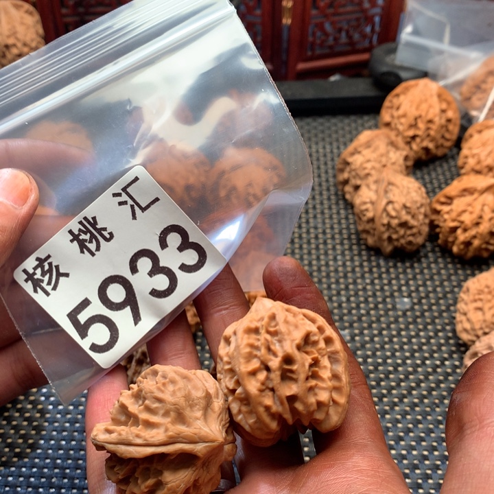 吊坠文玩核桃大龙
