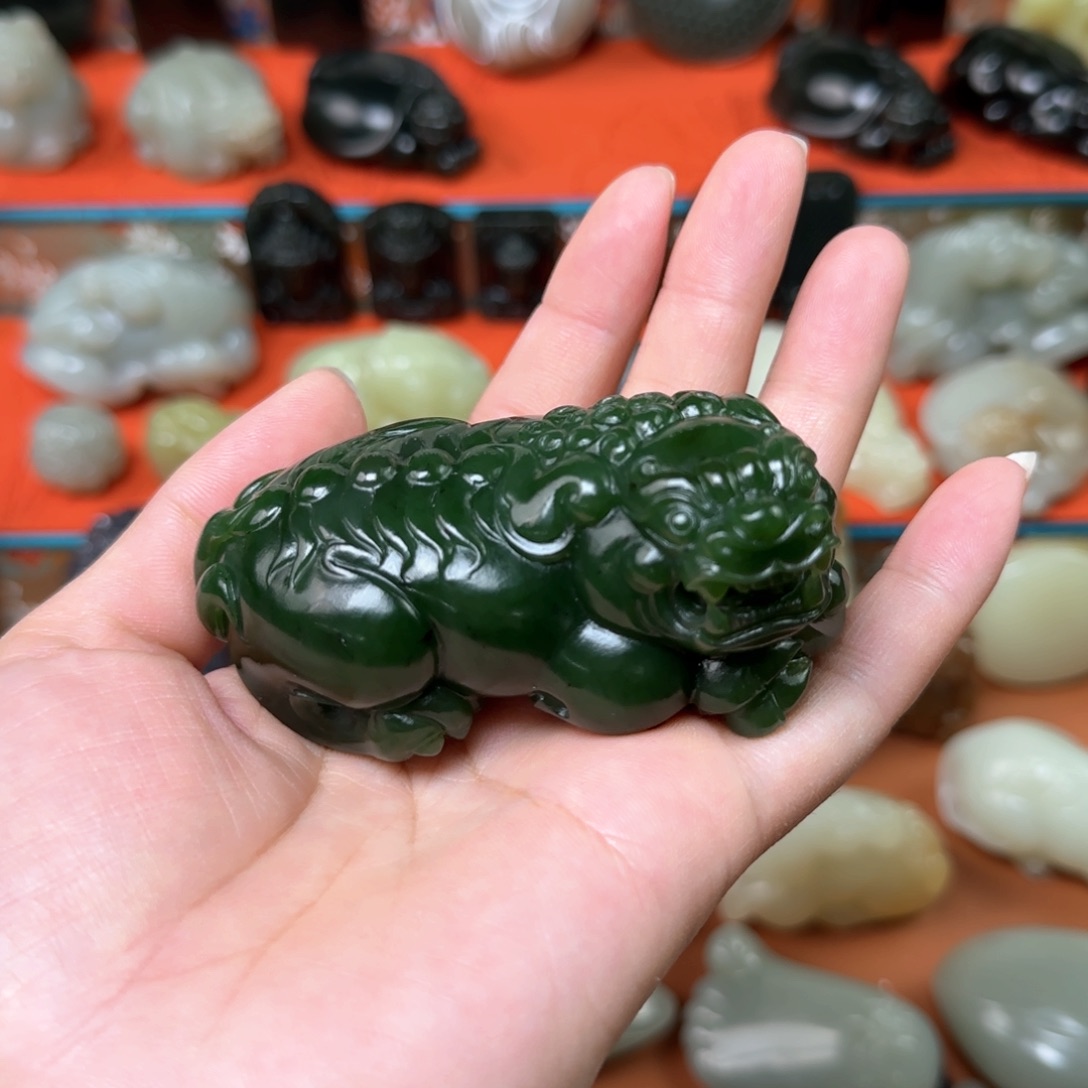 未镶嵌和田玉把件