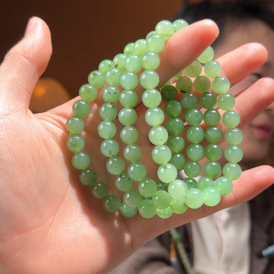 未镶嵌手串和田玉乌兰海苹果绿8mm多样性发货拍一发一