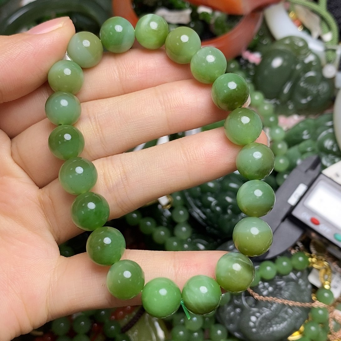 手串未镶嵌和田玉（碧玉）