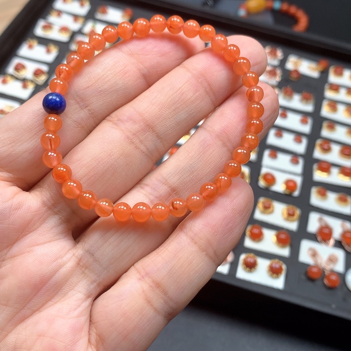 南红玛瑙手链未镶嵌