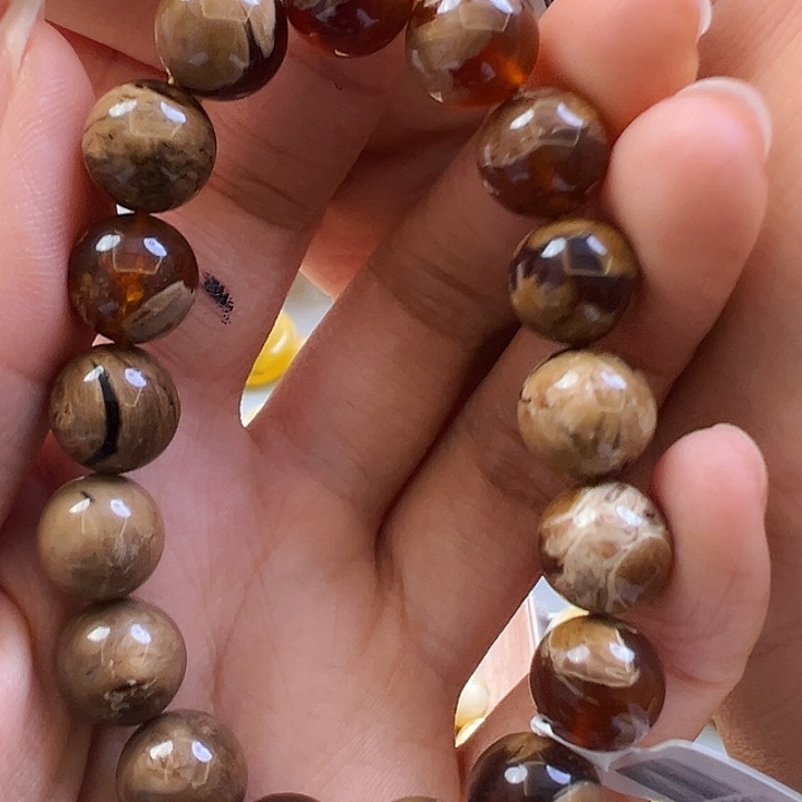 未镶嵌蜜蜡珠宝奇石