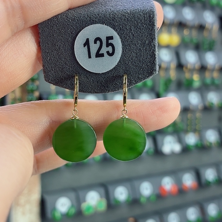 和田玉18K金镶嵌耳饰