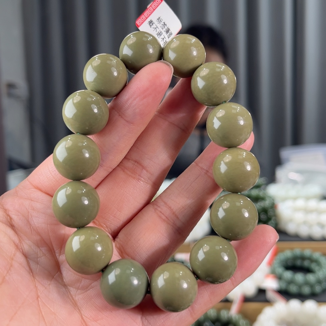 手串未镶嵌和田玉新疆河道籽沙枣青卡16圆珠
