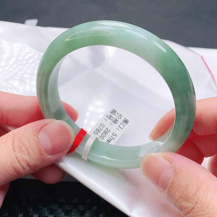 翡翠手镯未镶嵌手镯57