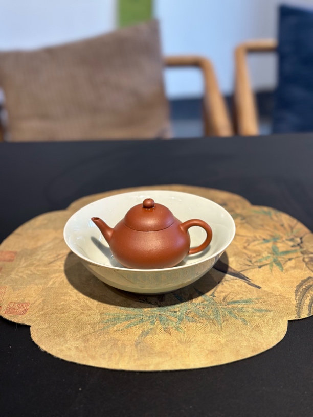 原矿宜兴朱泥矮梨紫砂壶（容量110毫升）新手勿拍
