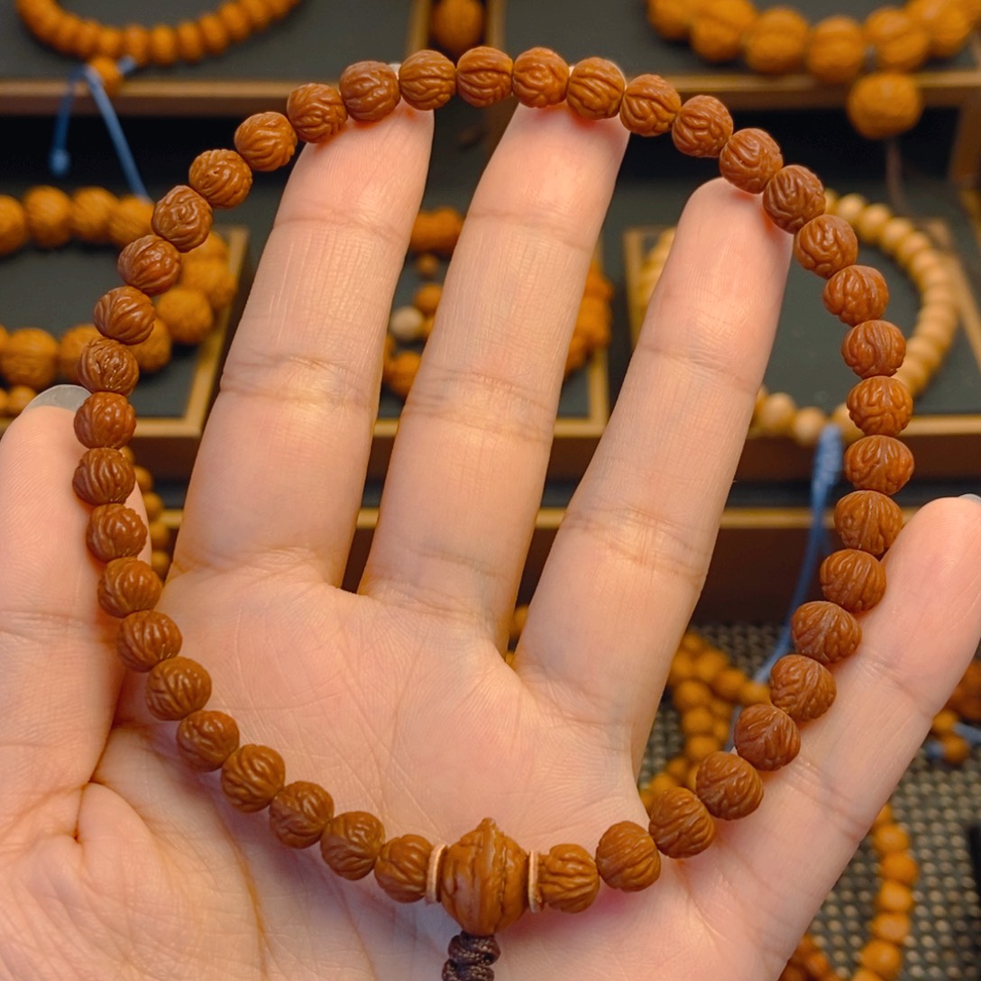 玩***子桃核吊坠秦岭森林07