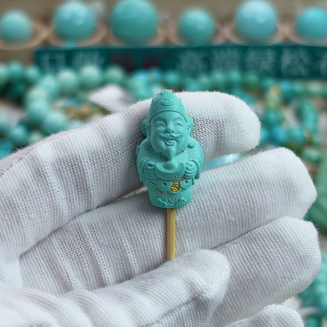 绿松石未镶嵌珠宝奇石