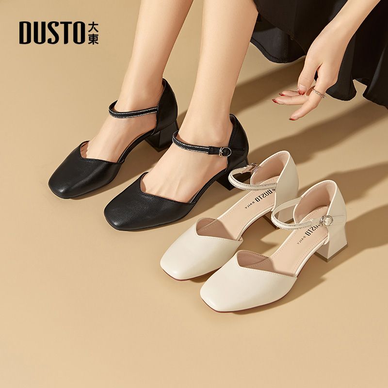 大东凉鞋女款2025新款爆款外穿包头凉拖一字带粗跟通勤鞋子女1051