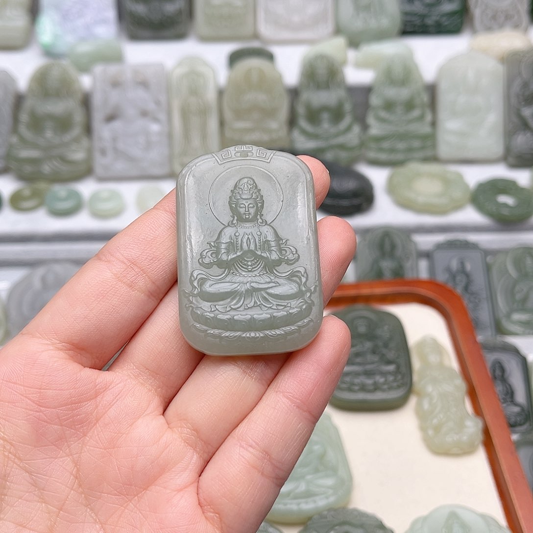 和田玉颈饰未镶嵌￣****