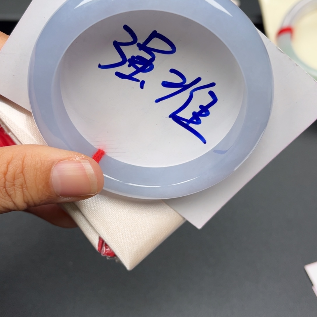 翡翠未镶嵌手镯手镯