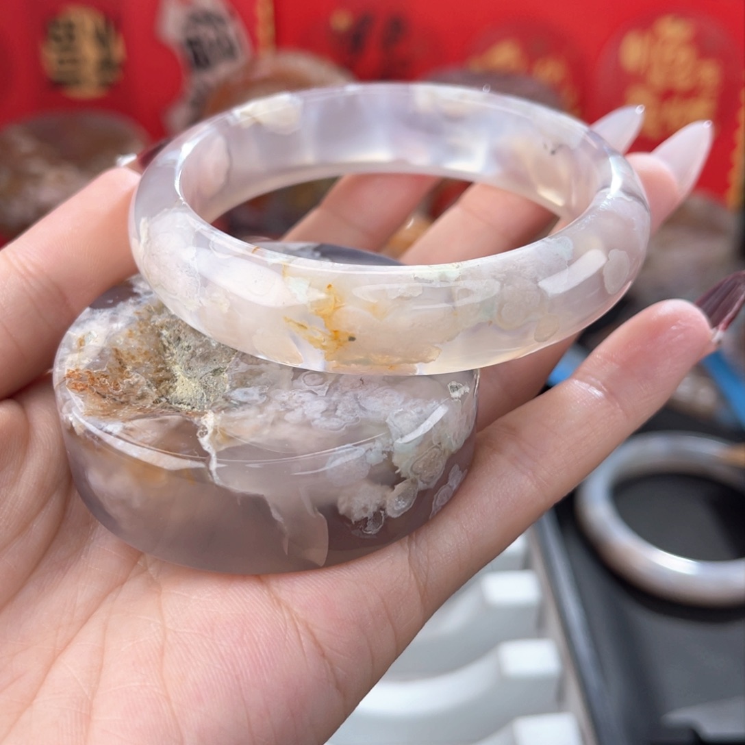 石英质玉手镯未镶嵌59