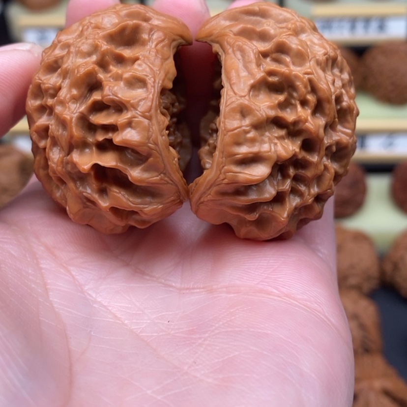 【闪购商品】文玩核桃吊坠孙****者蛇王 