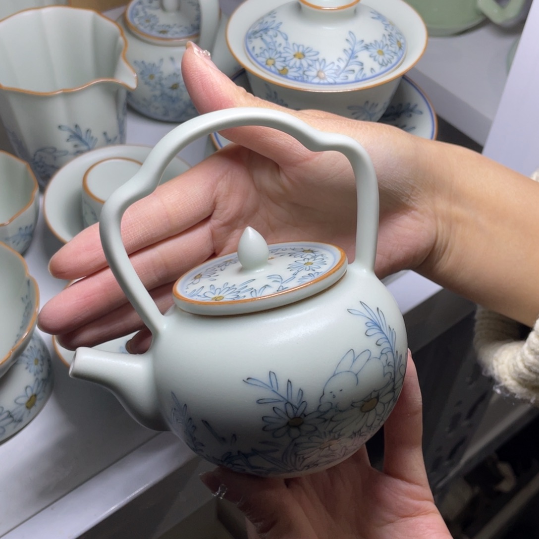 青瓷青瓷 青瓷青瓷