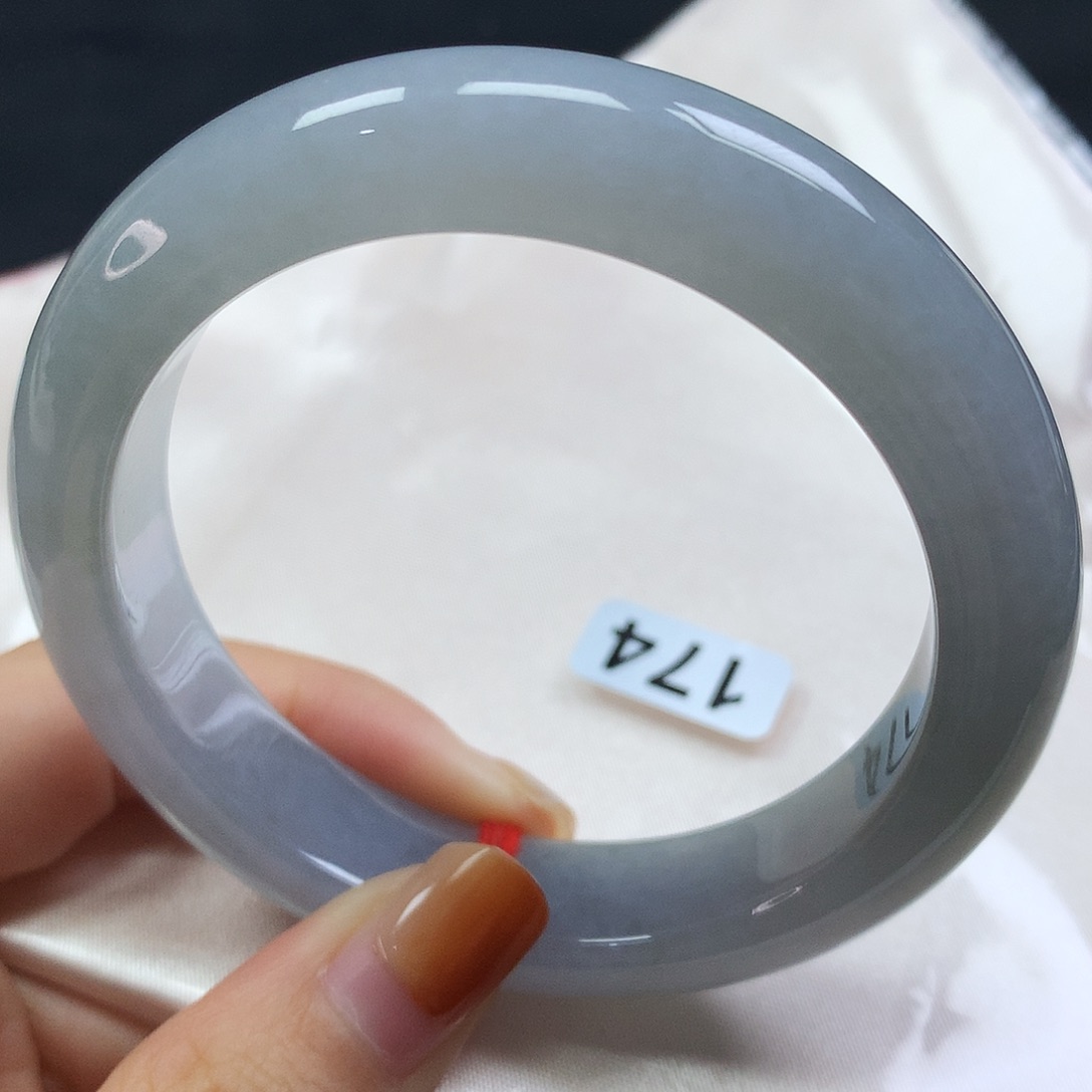 未镶嵌手镯翡翠翡翠手镯