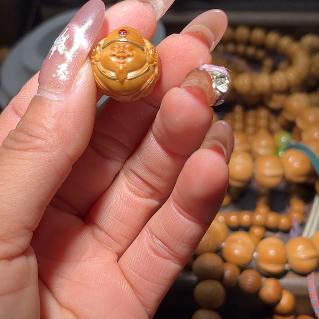 肥***毛吊坠猴头核桃17+财神单颗全品无瑕无药