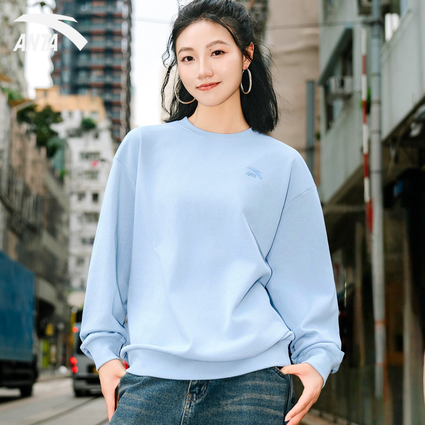 安踏运动卫衣女2025冬季新款圆领套头宽松易打理时尚休闲上衣长袖