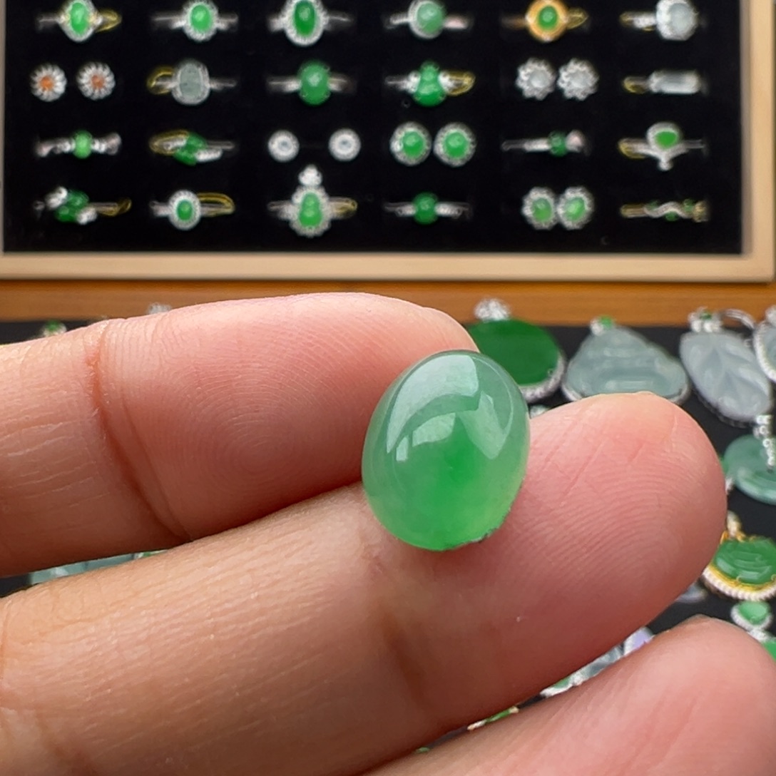 翡翠未镶嵌颈饰蛋11.3