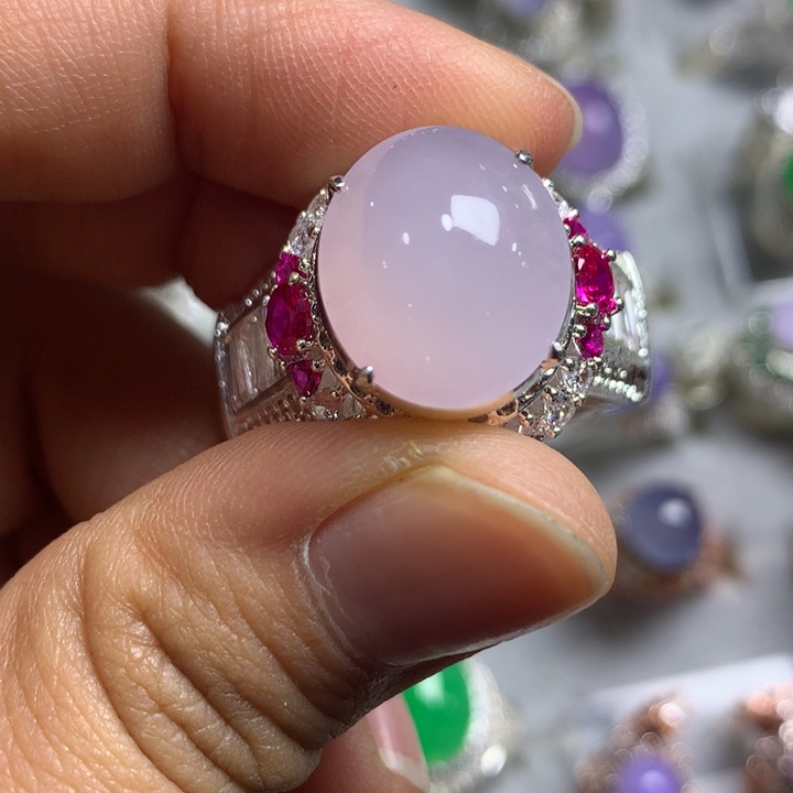 定制翡翠未镶嵌铜托，卖裸石，需要二次镶嵌