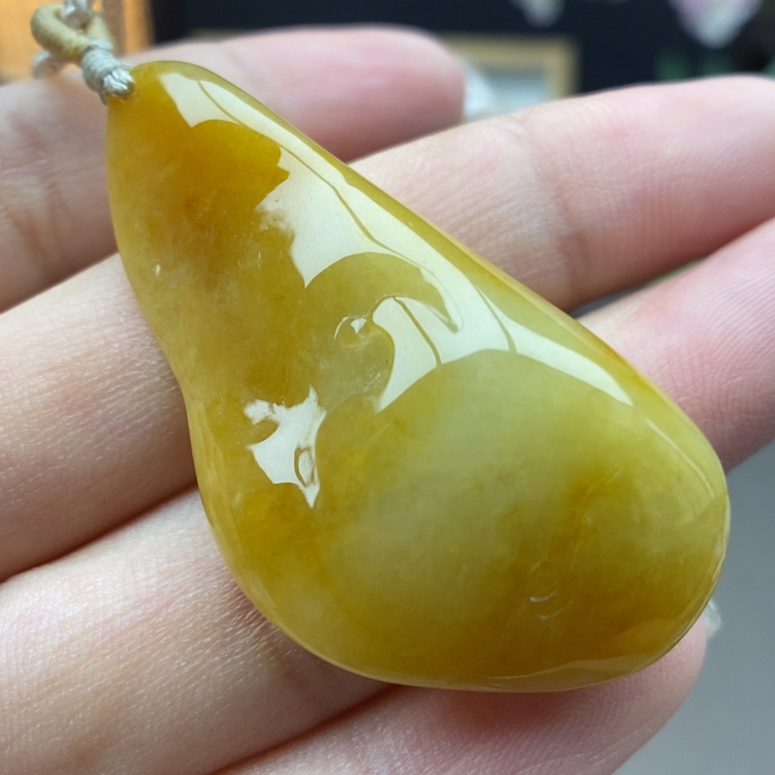 翡翠未镶嵌颈饰吊坠113