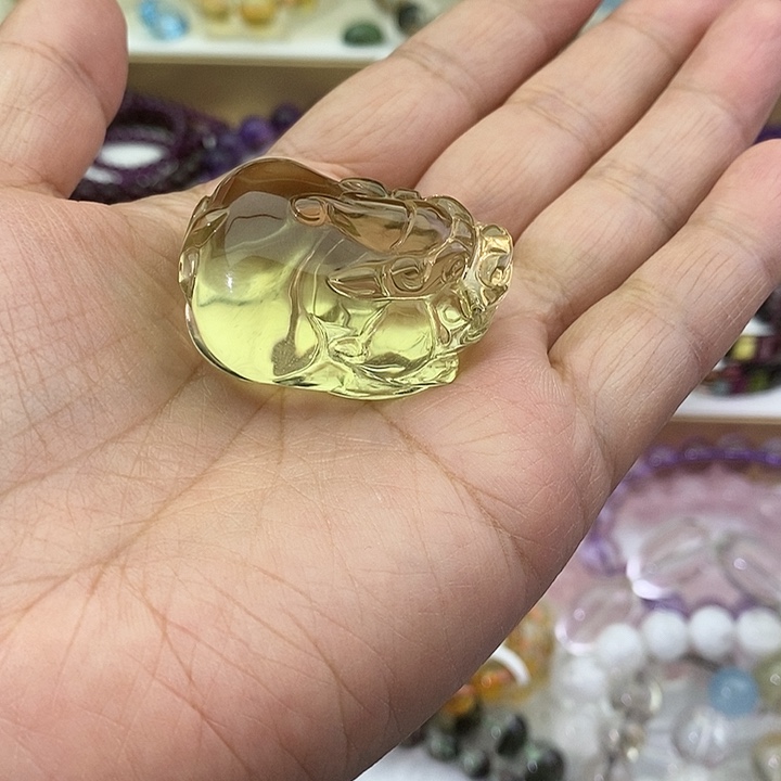 水晶未镶嵌手链天然黄水晶貔貅雕刻件