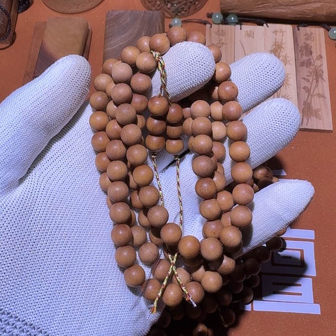 檀香木0.8×108颗红肉顺纹沉水2