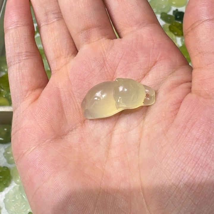 蛇纹石玉未镶嵌吊坠(不含链)