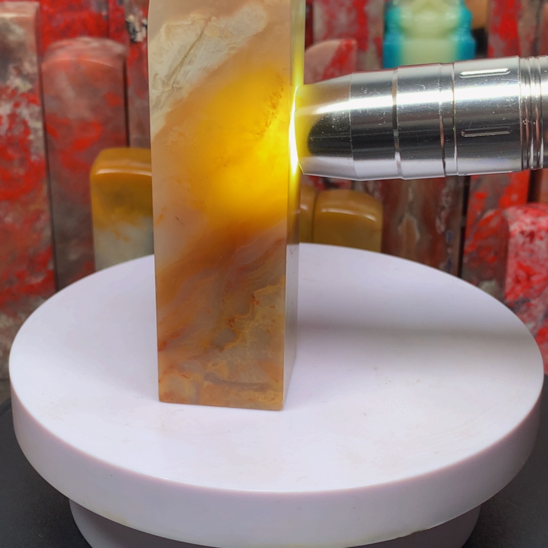 昌化石田黄金玉冻印章