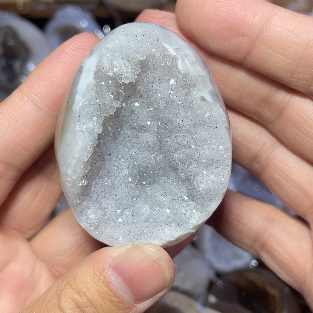 水晶大型摆件（非配饰）未镶嵌