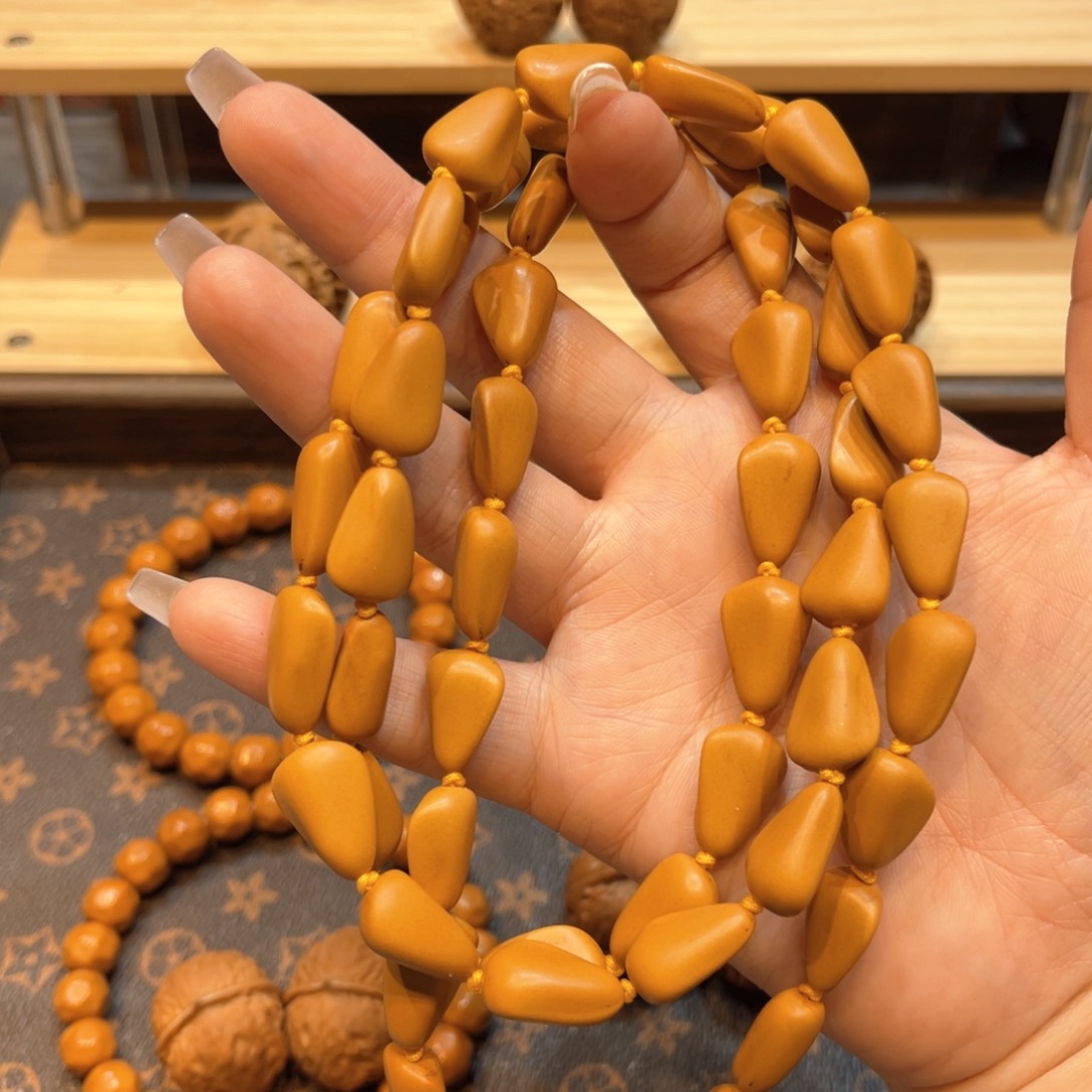 文玩核桃把件松子脖挂