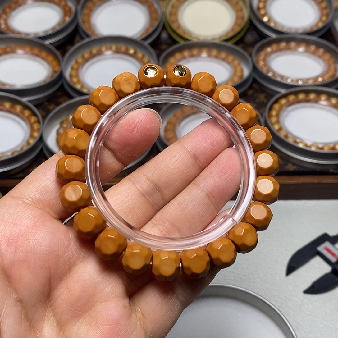 猴头核桃手串7号双标星耀六方10左右