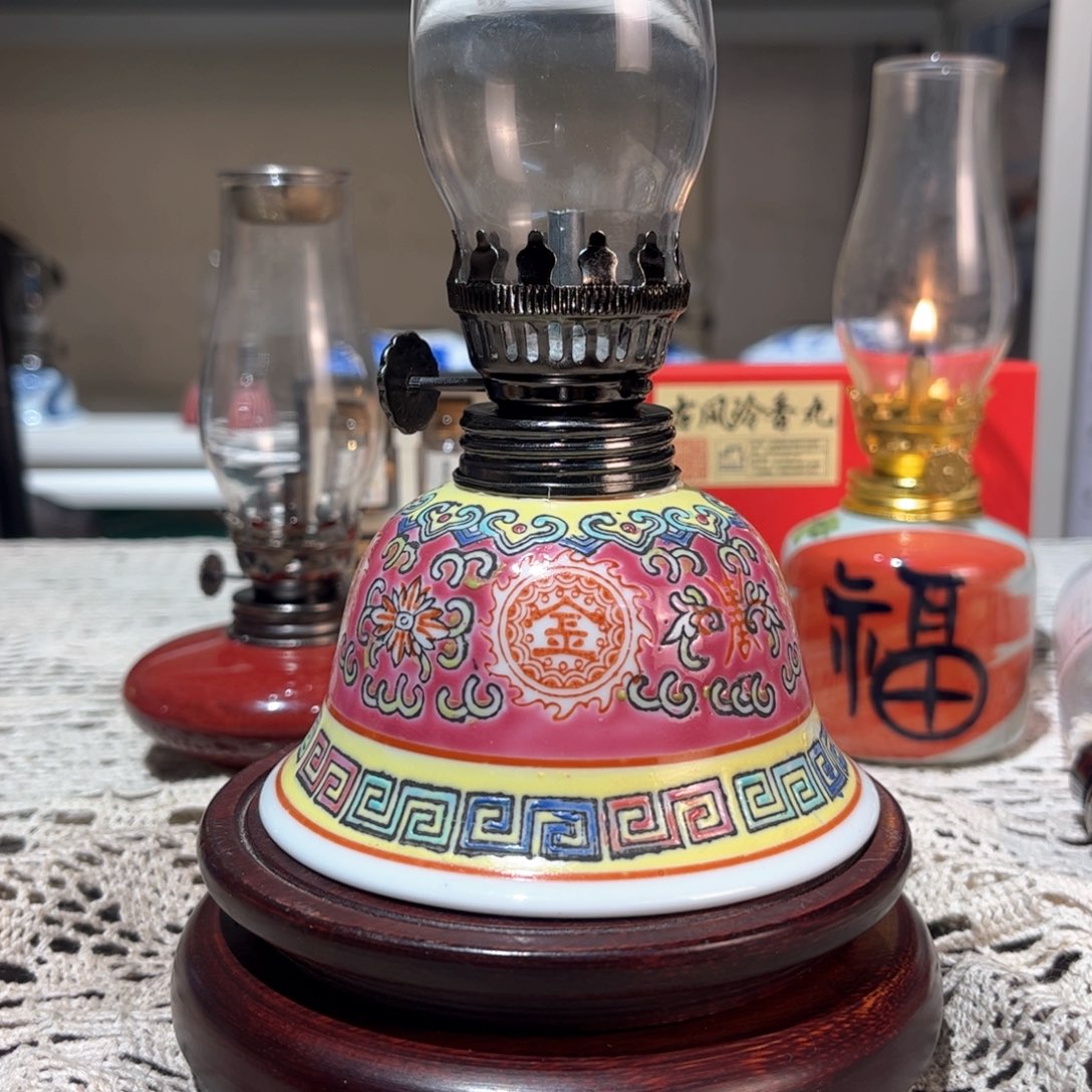 摆件景德镇陶瓷香薰灯