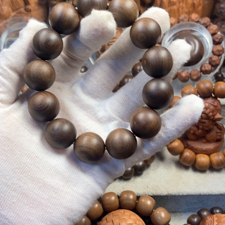 用***5檀香木手串/手链老山檀奶香味18黑肉沉水微瑕