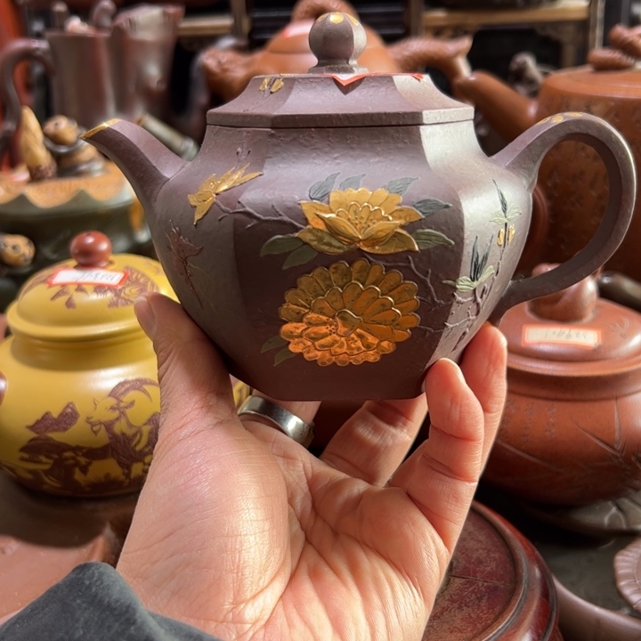 紫砂茶壶紫砂壶收藏起来吧